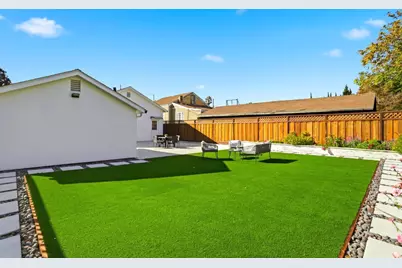 614 N 12th St, San Jose, CA 95112 - Photo 32