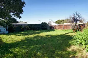 1079 Wheeler St, Seaside, CA 93955 - Photo 20