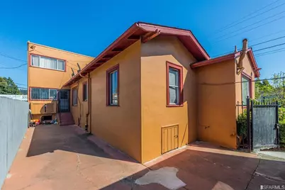 6033 Foothill Blvd, Oakland, CA 94605 - Photo 2