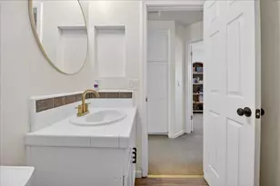 1960 Bradbury St, Salinas, CA 93906 - Photo 22