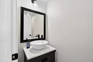 1741 Mimosa St, Hollister, CA 95023 - Photo 16