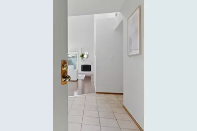 972 Diaz Ln, Foster City, CA 94404 - Photo 4