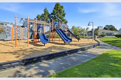 972 Diaz Ln, Foster City, CA 94404 - Photo 30