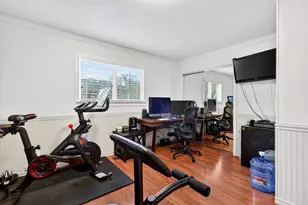 6870 Lakeview Dr, Salinas, CA 93907 - Photo 16