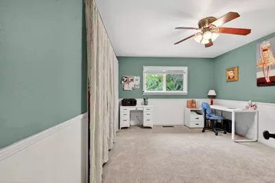 6870 Lakeview Dr, Salinas, CA 93907 - Photo 18