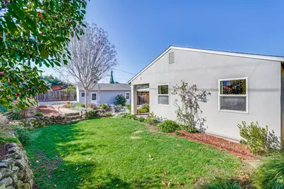 22054 Hibiscus Dr, Cupertino, CA 95014 - Photo 50