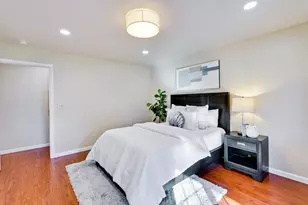 22054 Hibiscus Dr, Cupertino, CA 95014 - Photo 32