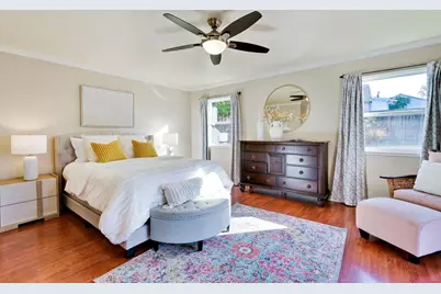 22054 Hibiscus Dr, Cupertino, CA 95014 - Photo 38