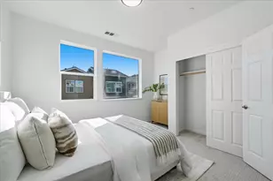 381 Charles Morris Ter, Sunnyvale, CA 94085 - Photo 36