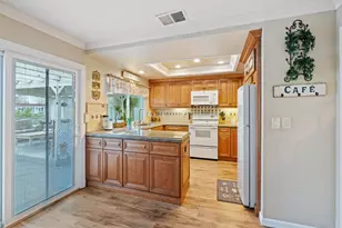 832 Raeburn Ct, San Jose, CA 95136 - Photo 10