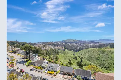 720 Lockhaven Dr, Pacifica, CA 94044 - Photo 26