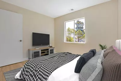 720 Lockhaven Dr, Pacifica, CA 94044 - Photo 16