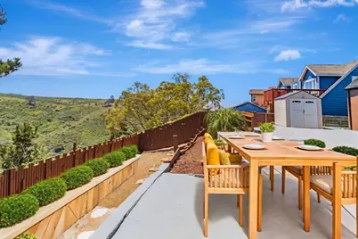 720 Lockhaven Dr, Pacifica, CA 94044 - Photo 20