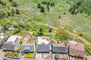 720 Lockhaven Dr, Pacifica, CA 94044 - Photo 28