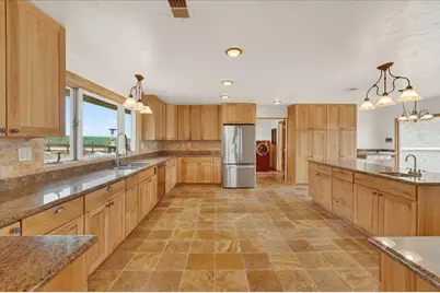 260 Giberson Rd, Moss Landing, CA 95039 - Photo 22