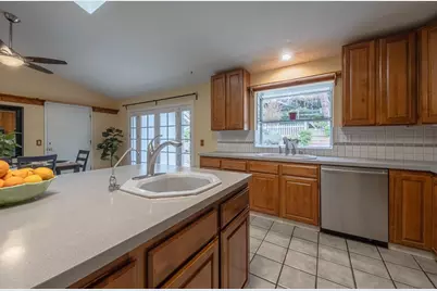 18191 Berta Canyon Rd, Salinas, CA 93907 - Photo 22
