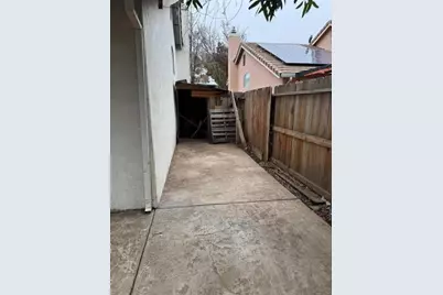 1429 Pintail Cir, Los Banos, CA 93635 - Photo 18