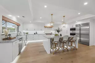 2136 Cedarwood Ln, San Jose, CA 95125 - Photo 12