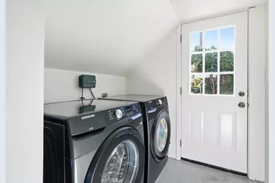 728 Brentwood Pl, Los Altos, CA 94024 - Photo 50