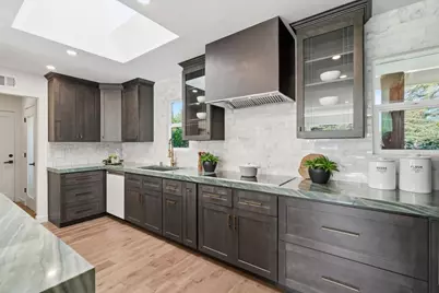 728 Brentwood Pl, Los Altos, CA 94024 - Photo 16