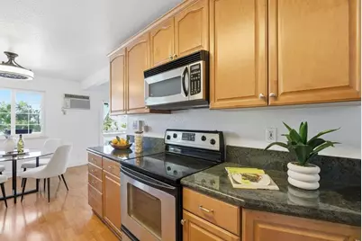 565 W Latimer Ave, Campbell, CA 95008 - Photo 14