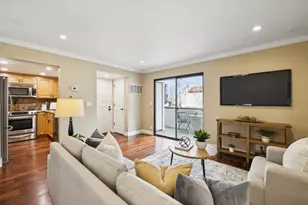 712 San Conrado Ter 4, Sunnyvale, CA 94085 - Photo 6