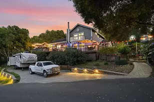 17200 Holiday Dr, Morgan Hill, CA 95037 - Photo 2
