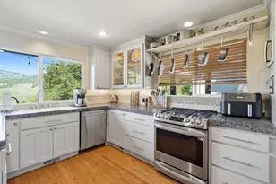 17200 Holiday Dr, Morgan Hill, CA 95037 - Photo 12