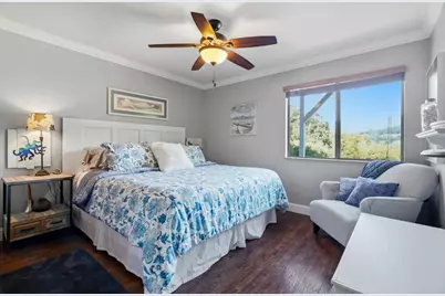 17200 Holiday Dr, Morgan Hill, CA 95037 - Photo 16