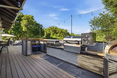 17200 Holiday Dr, Morgan Hill, CA 95037 - Photo 30