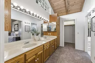 11915 Shadybrook Ct, Saratoga, CA 95070 - Photo 46