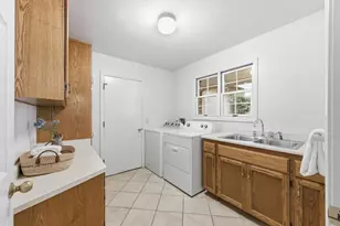 11915 Shadybrook Ct, Saratoga, CA 95070 - Photo 28