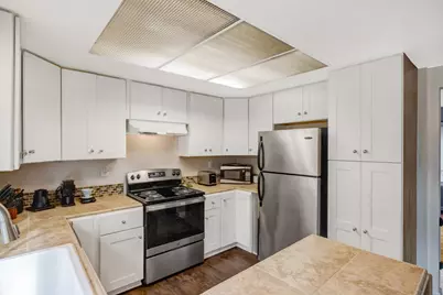 19223 Creekside Ln, Salinas, CA 93908 - Photo 10