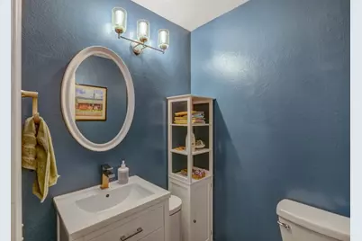 19223 Creekside Ln, Salinas, CA 93908 - Photo 16