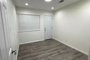 9 N 33rd St, San Jose, CA 95116 - Photo 8