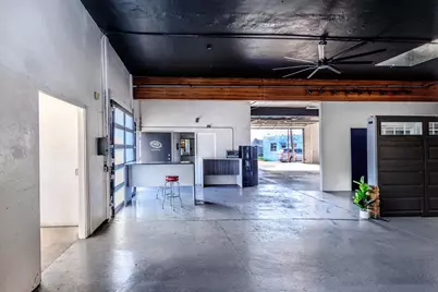 2951 Middlefield Rd, Redwood City, CA 94063 - Photo 12