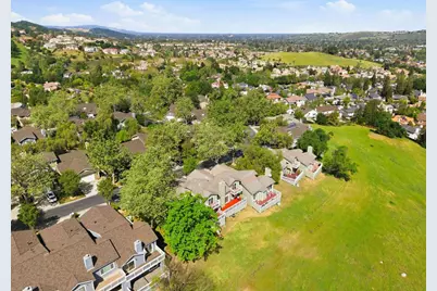 1232 Copper Peak Ln, San Jose, CA 95120 - Photo 42