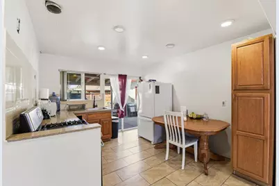 2207 Pacina Dr, San Jose, CA 95116 - Photo 10