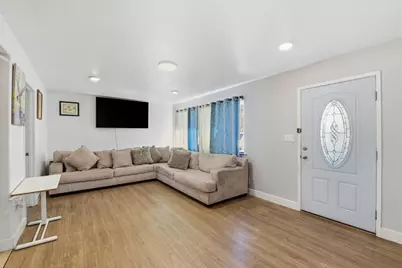 2207 Pacina Dr, San Jose, CA 95116 - Photo 6