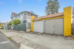 2737 12th Ave, Oakland, CA 94606 - Photo 32