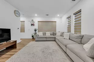 122 W Riverside Pl, Tracy, CA 95391 - Photo 8