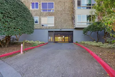 95 Red Rock Way 203M, San Francisco, CA 94131 - Photo 2