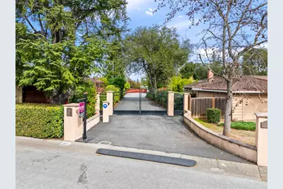 1941 Deodara Dr, Los Altos, CA 94024 - Photo 28