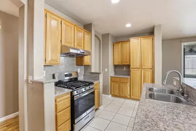 8506 Tambor Way, Elk Grove, CA 95758 - Photo 14
