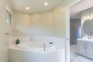 17705 Pond Derosa Ln, Salinas, CA 93907 - Photo 44