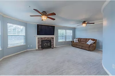 17705 Pond Derosa Ln, Salinas, CA 93907 - Photo 12