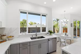 1685 Zinnia Ln, San Jose, CA 95124 - Photo 16