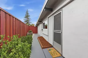 2640 Elmdale Pl, Palo Alto, CA 94303 - Photo 24