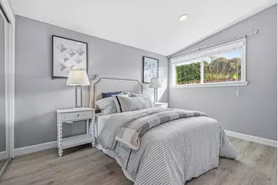 984 Fairwood, Sunnyvale, CA 94089 - Photo 16