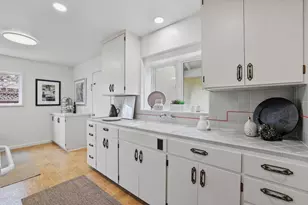 1714 Cherrytree Ln, Mountain View, CA 94040 - Photo 12